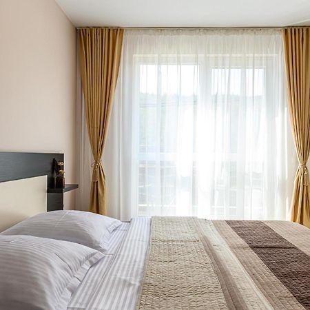 Casa Ramino Otel Buşteni Dış mekan fotoğraf