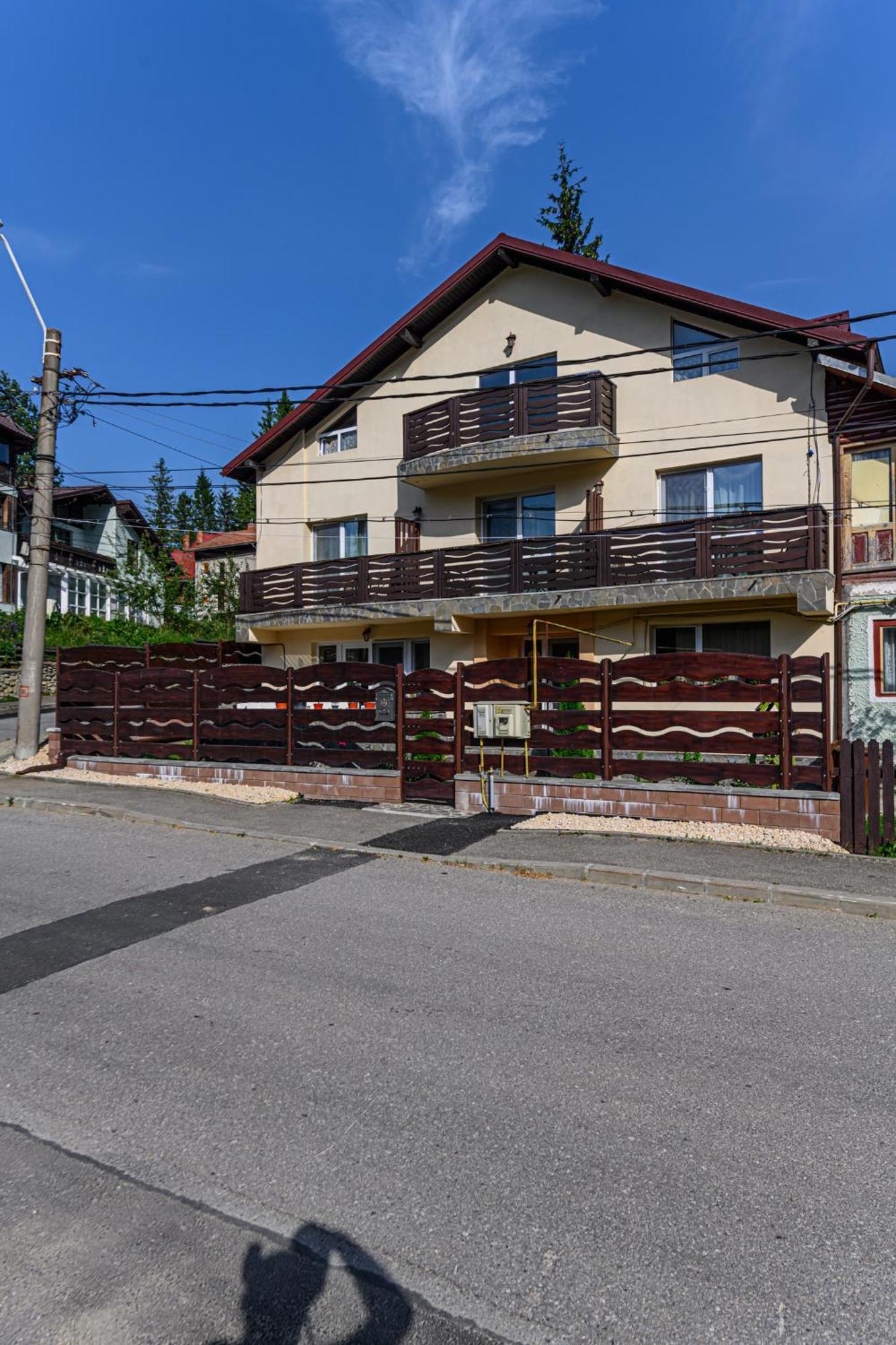 Casa Ramino Otel Buşteni Dış mekan fotoğraf