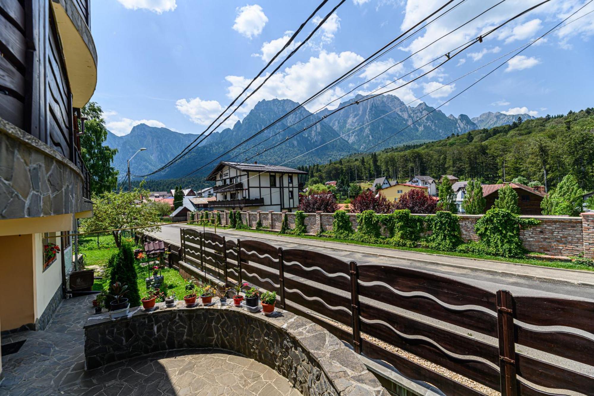 Casa Ramino Otel Buşteni Dış mekan fotoğraf