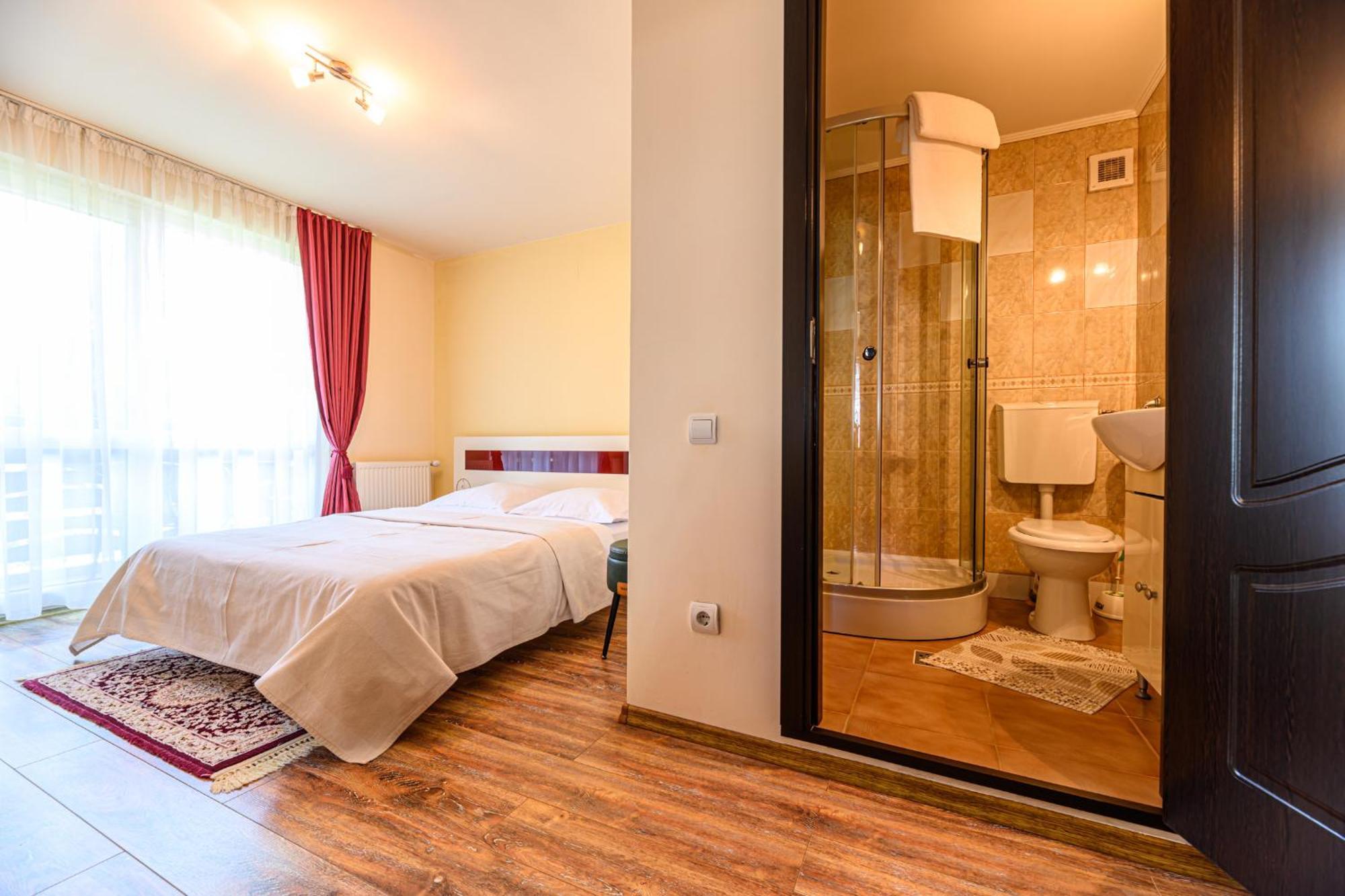 Casa Ramino Otel Buşteni Dış mekan fotoğraf